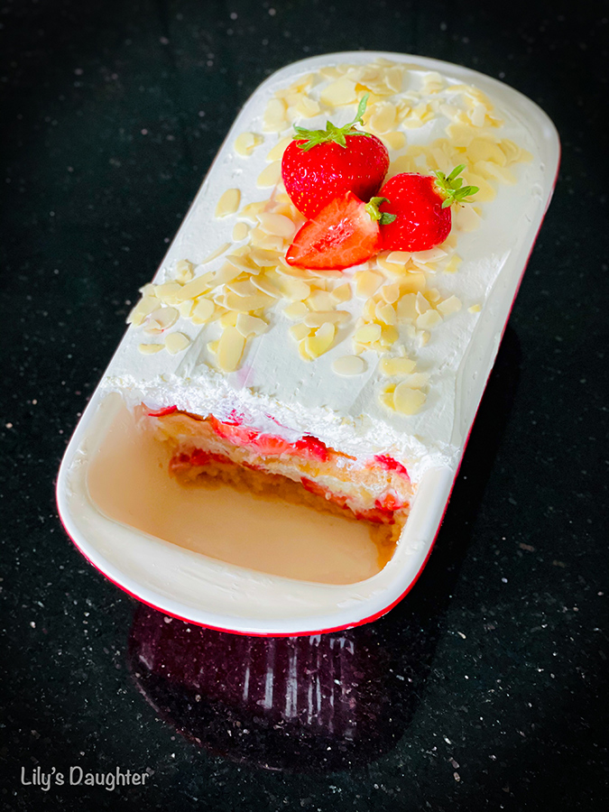 Strawberry tiramisu